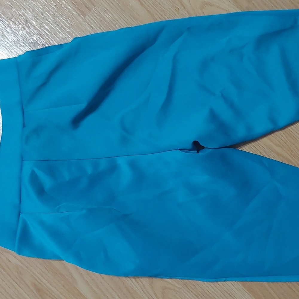 Turquoise trousers - Picture 6 of 7